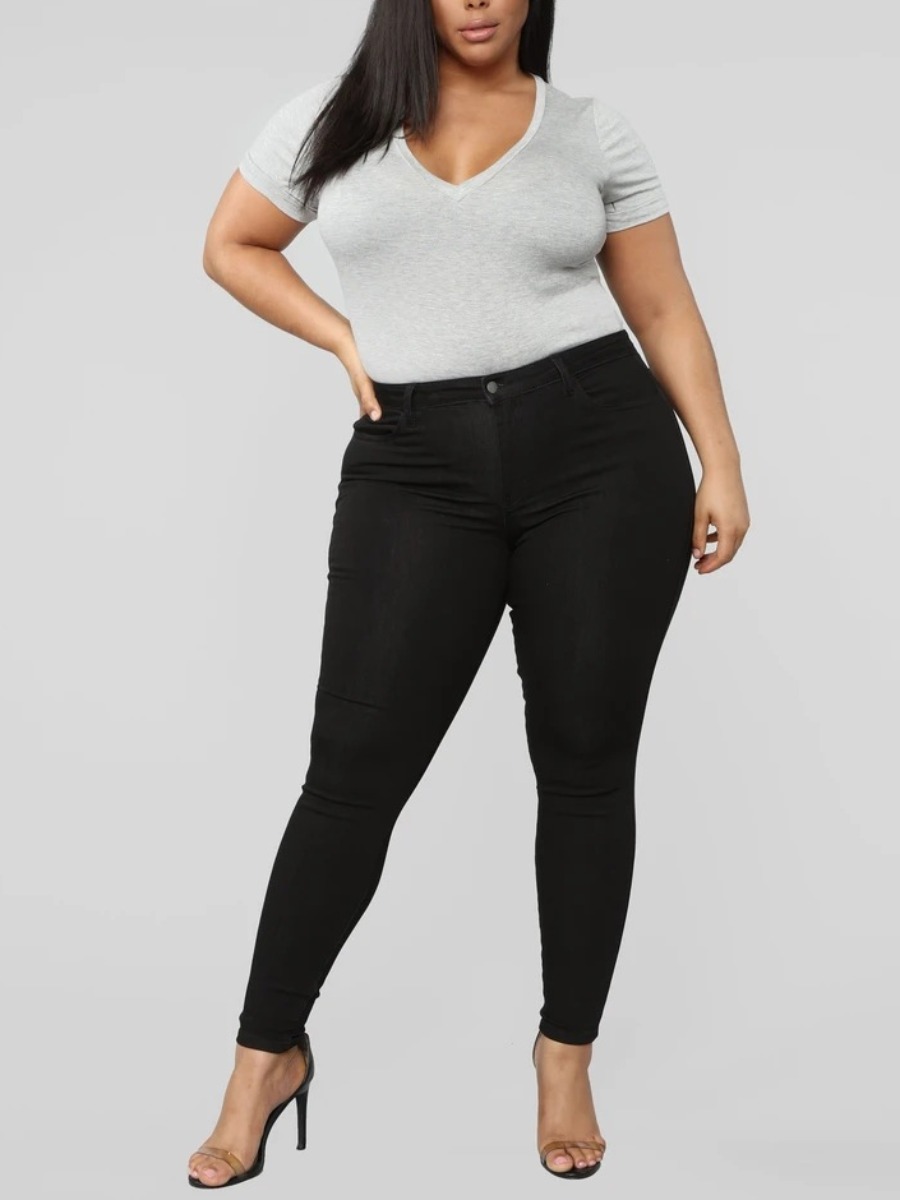 black plus size jeans